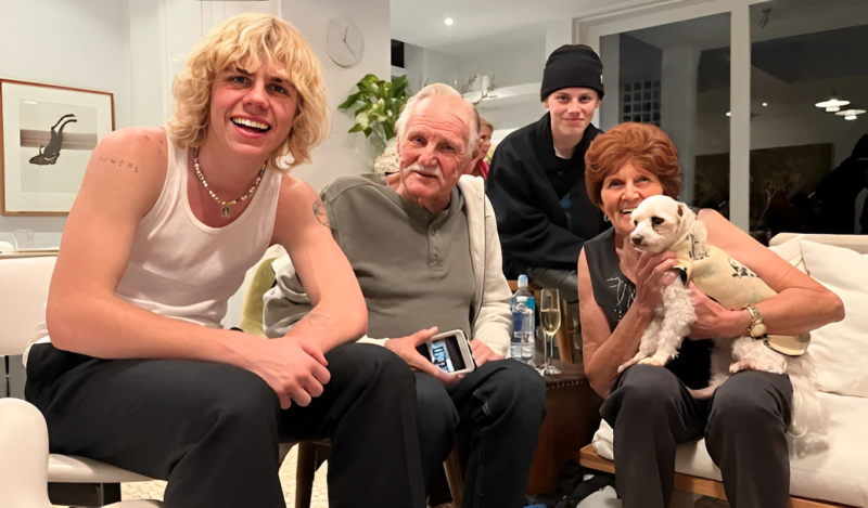 ザ・キッド・ラロイの家族の写真